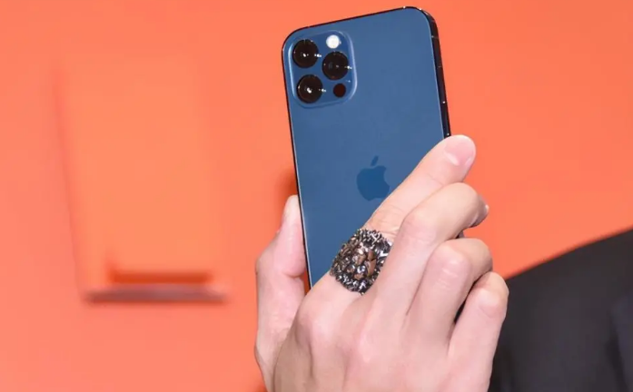 西盟苹果手机维修分享iPhone12系列重启方法教程 